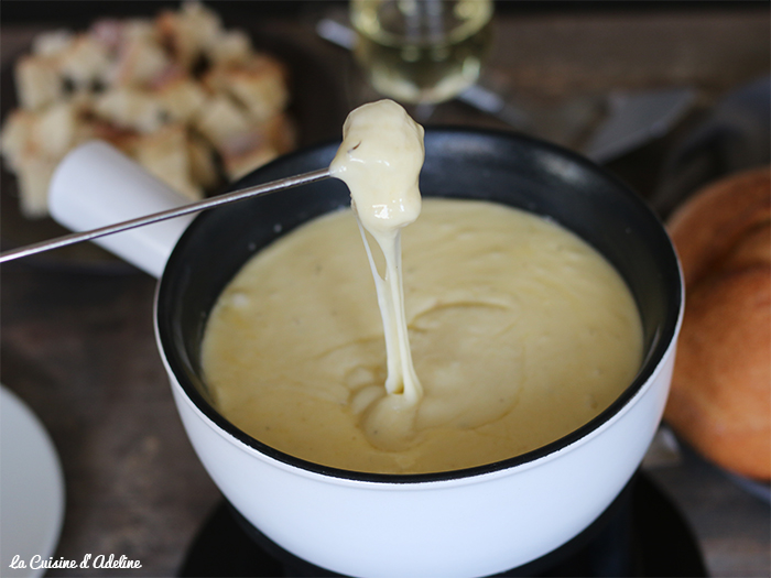 Fondue savoyarde - recette facile à préparer de la fondue savoyarde